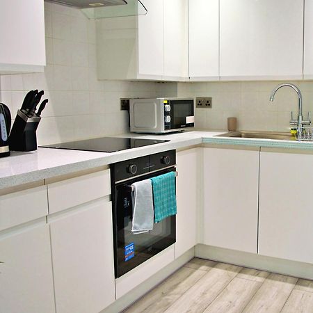 Beautiful Flat Near Central London - Entire Flat - Equipped Kitchen - Private Bathroom Zewnętrze zdjęcie