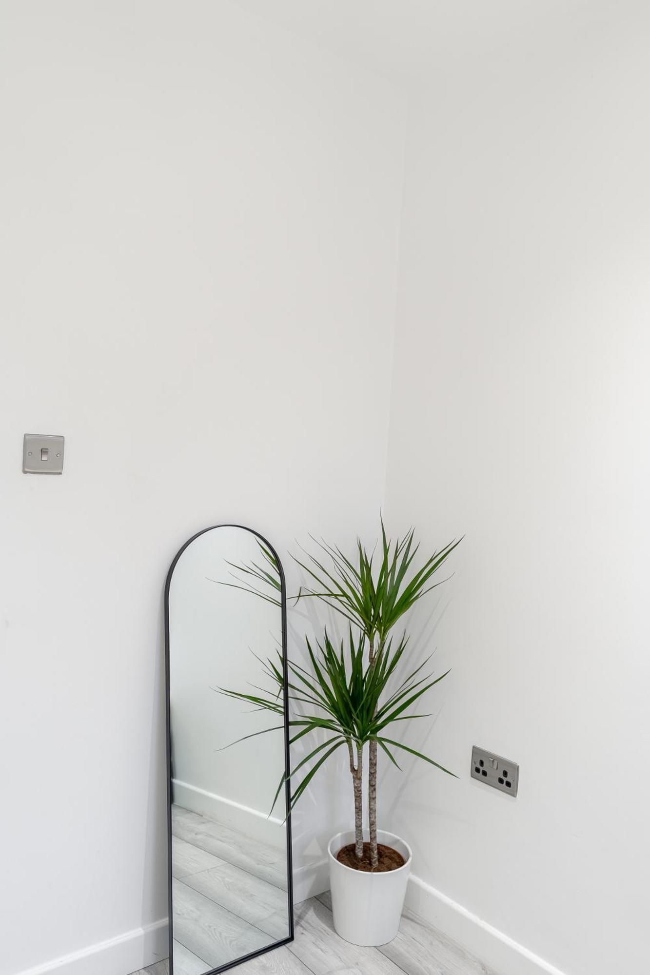 Beautiful Flat Near Central London - Entire Flat - Equipped Kitchen - Private Bathroom Zewnętrze zdjęcie