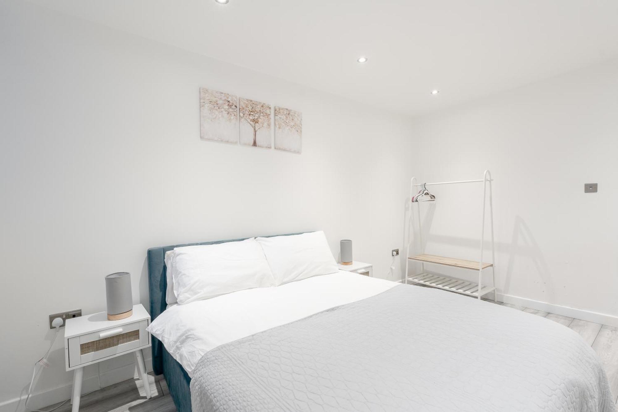 Beautiful Flat Near Central London - Entire Flat - Equipped Kitchen - Private Bathroom Zewnętrze zdjęcie