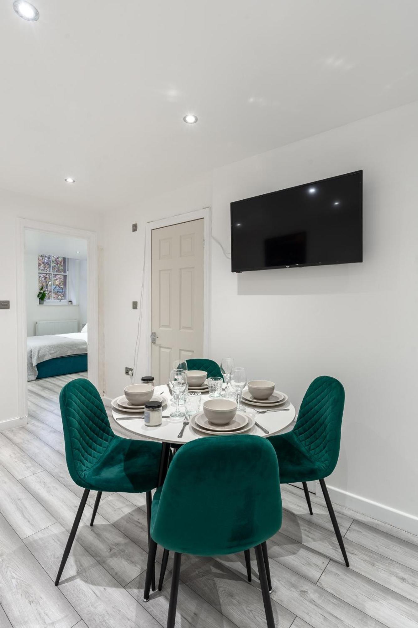 Beautiful Flat Near Central London - Entire Flat - Equipped Kitchen - Private Bathroom Zewnętrze zdjęcie