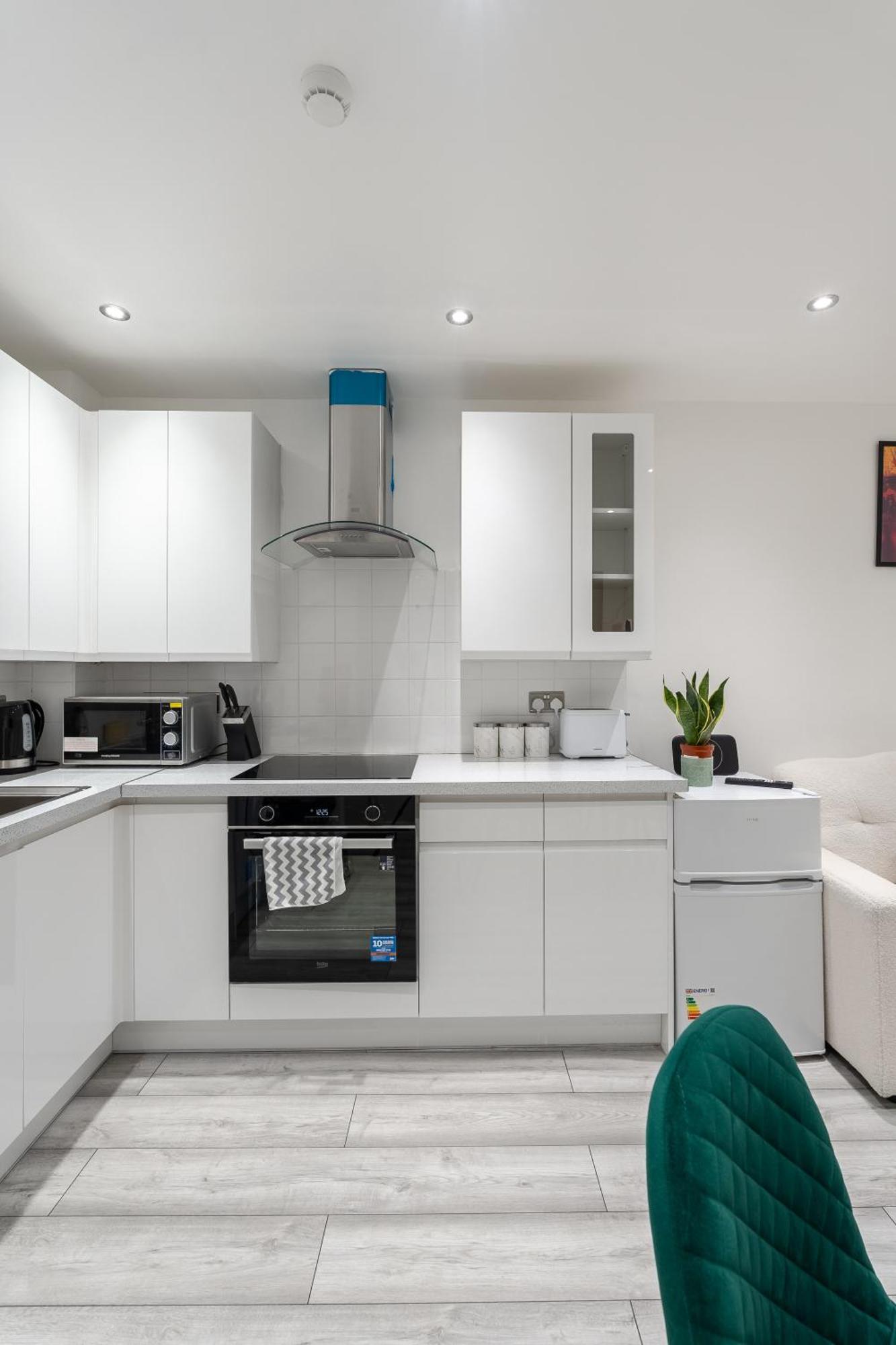 Beautiful Flat Near Central London - Entire Flat - Equipped Kitchen - Private Bathroom Zewnętrze zdjęcie