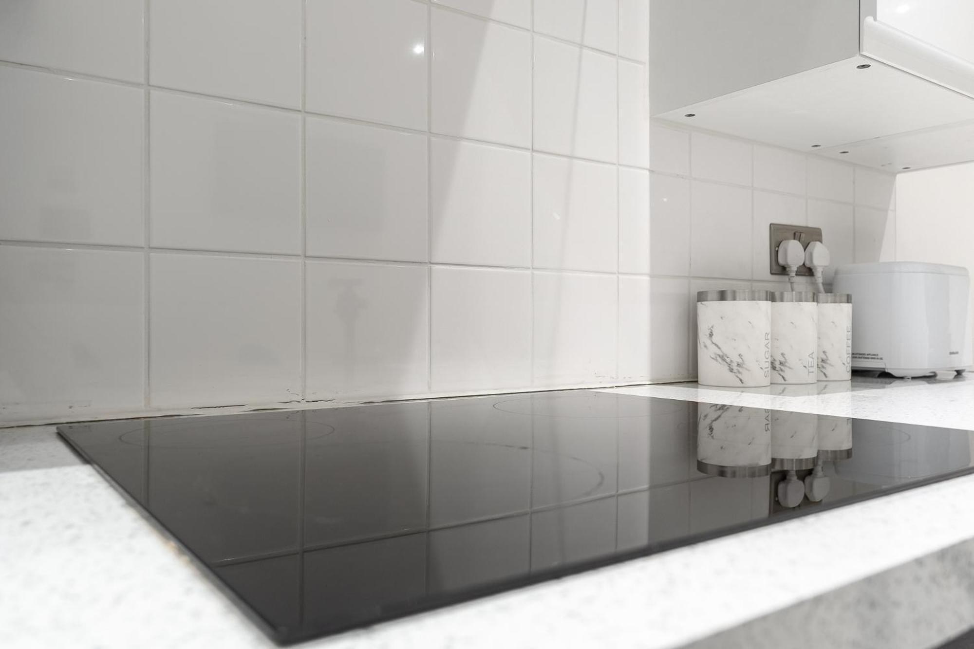Beautiful Flat Near Central London - Entire Flat - Equipped Kitchen - Private Bathroom Zewnętrze zdjęcie