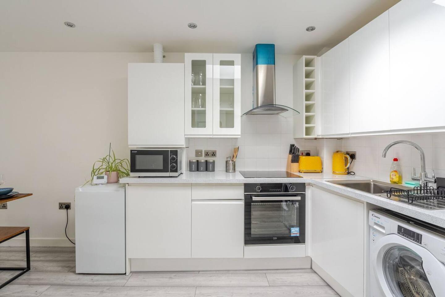 Beautiful Flat Near Central London - Entire Flat - Equipped Kitchen - Private Bathroom Zewnętrze zdjęcie